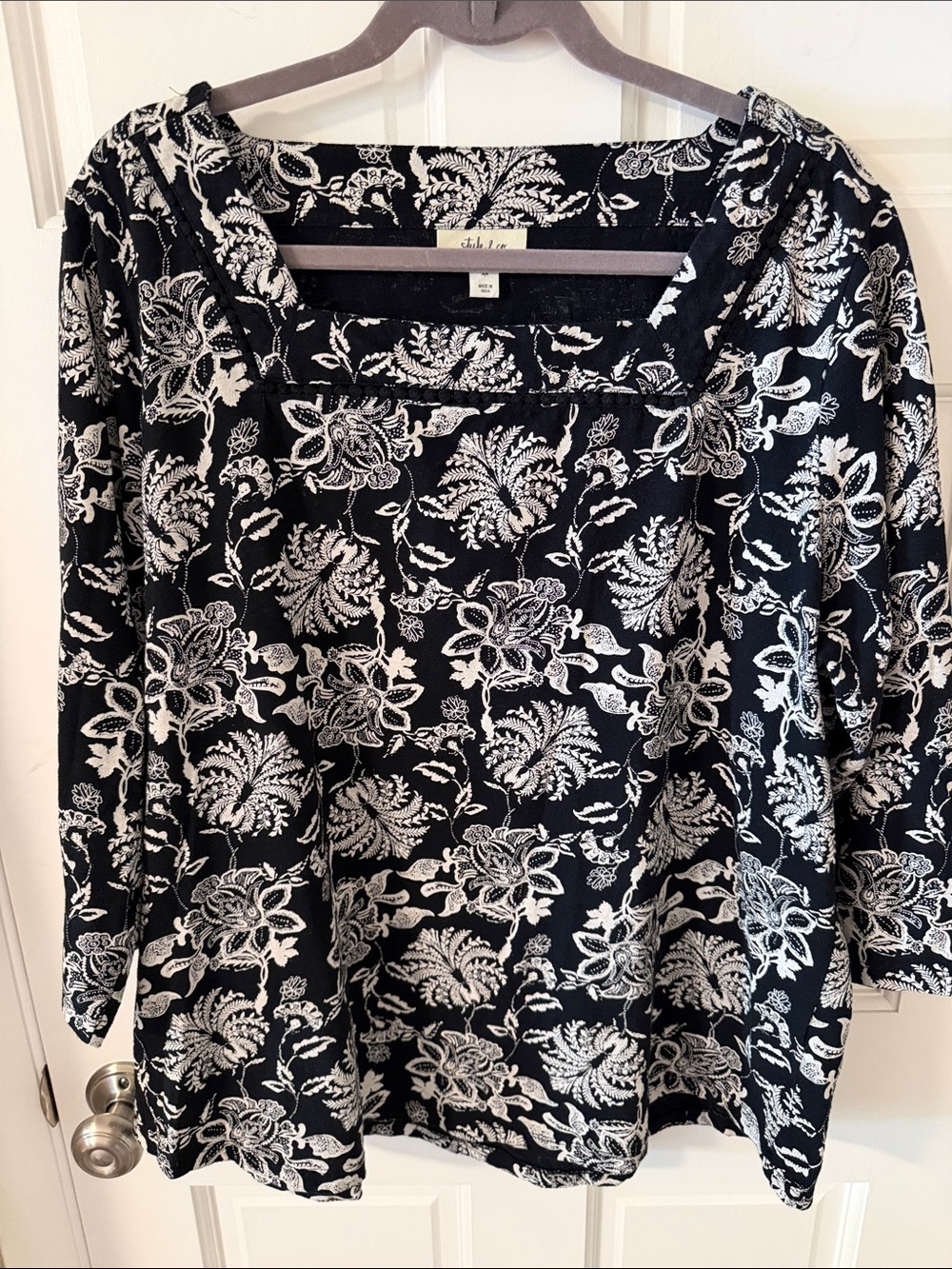 Style & Co. Macys Black & Off White Floral Square Neck Top 3/4 sleeves Cotton 2X
